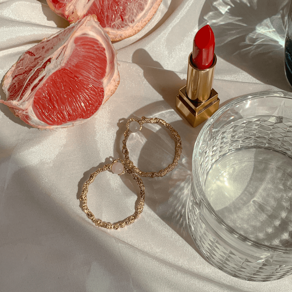 Pendientes de aro y maquillaje como hacerlo