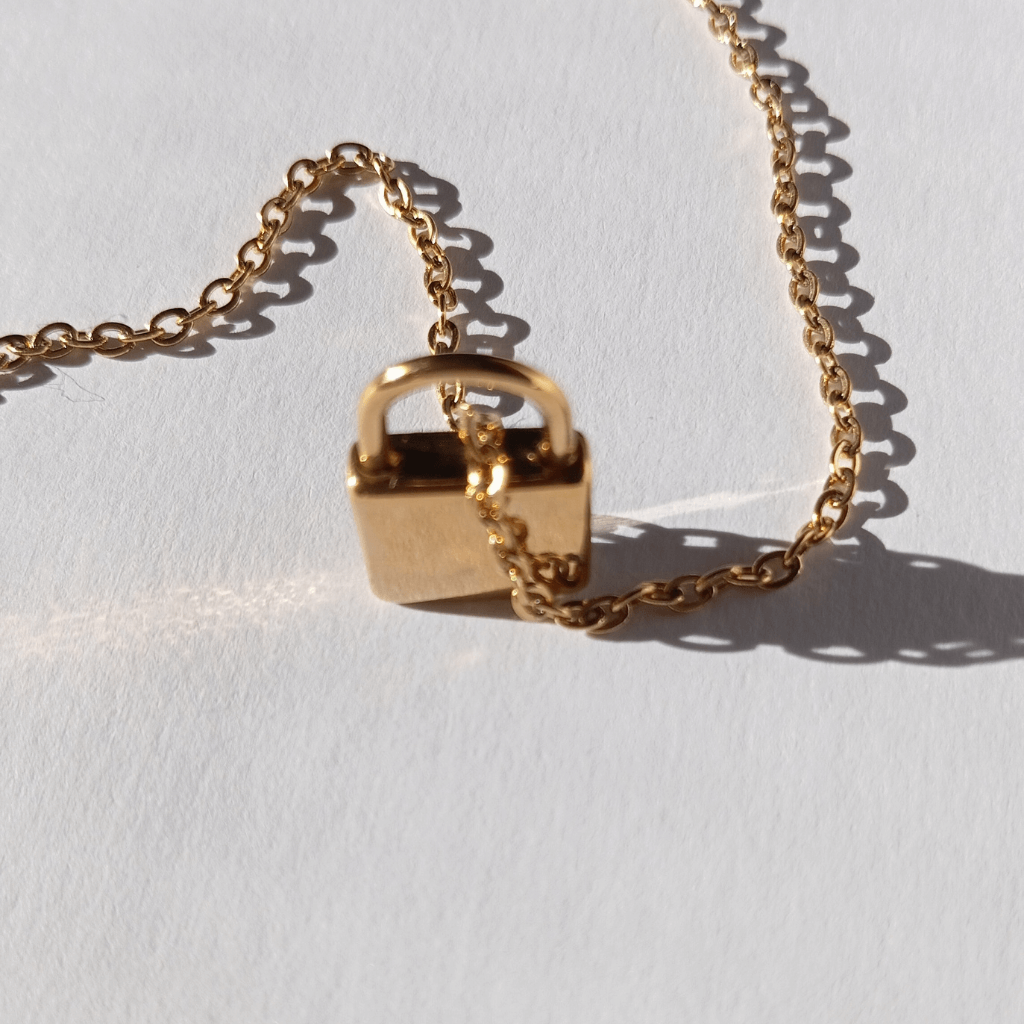 Collar colgante con candado de acero inoxidable joyería