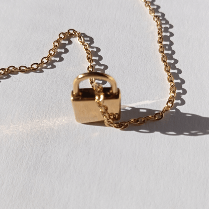 Collar colgante con candado de acero inoxidable joyería