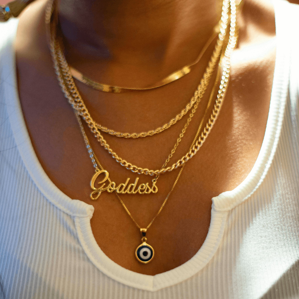 Guía de uso collares layering: combinaciones modernas y elegantes de hhedderich joyería