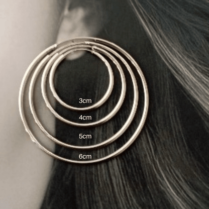 Foto de mujer como Guia Tamaño Pendientes Grey