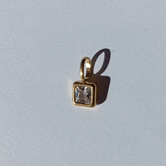 Colgante Charm es una Pieza de Acero Inoxidable y Vidrio Geométrico Cuadrado para Collares es un Colgante tipo coleccionable. España