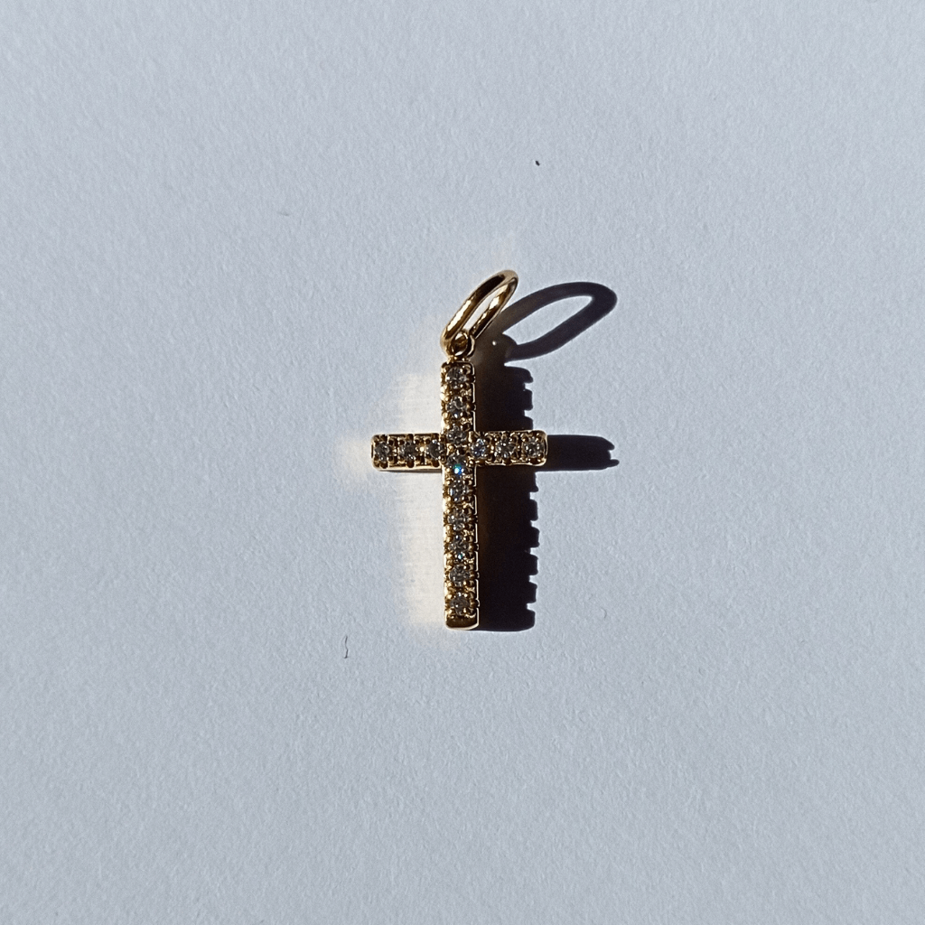 Colgante Charm Forma Cruz con Cristales blancos Acero Inoxidable Baño de Oro hhedderich-1