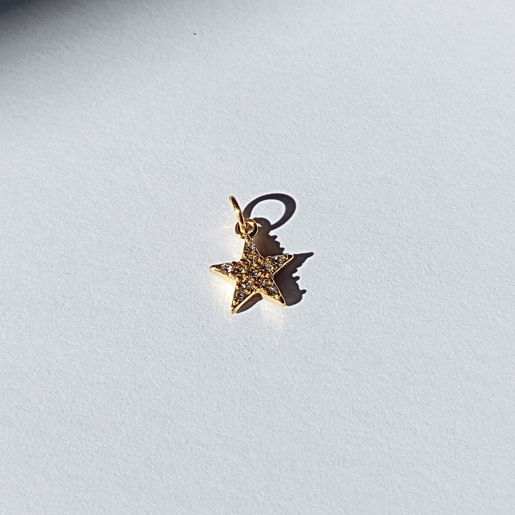 Colgante con  Forma De Estrella con cristales blanco Elaborada en Acero Inoxidable 304 Recubrimiento PVD  y Bañada  En Oro Auténtico Colgante Accesorios De Joyería hhedderich joyeria España-1