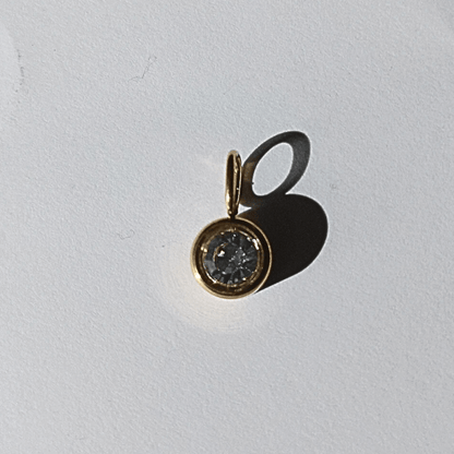 Colgante Charm Coleccionable en formato Cristal Solitario en Acero Inoxidable Baño de Oro y Diamantes De Imitación de hhedderich joyeria España-4