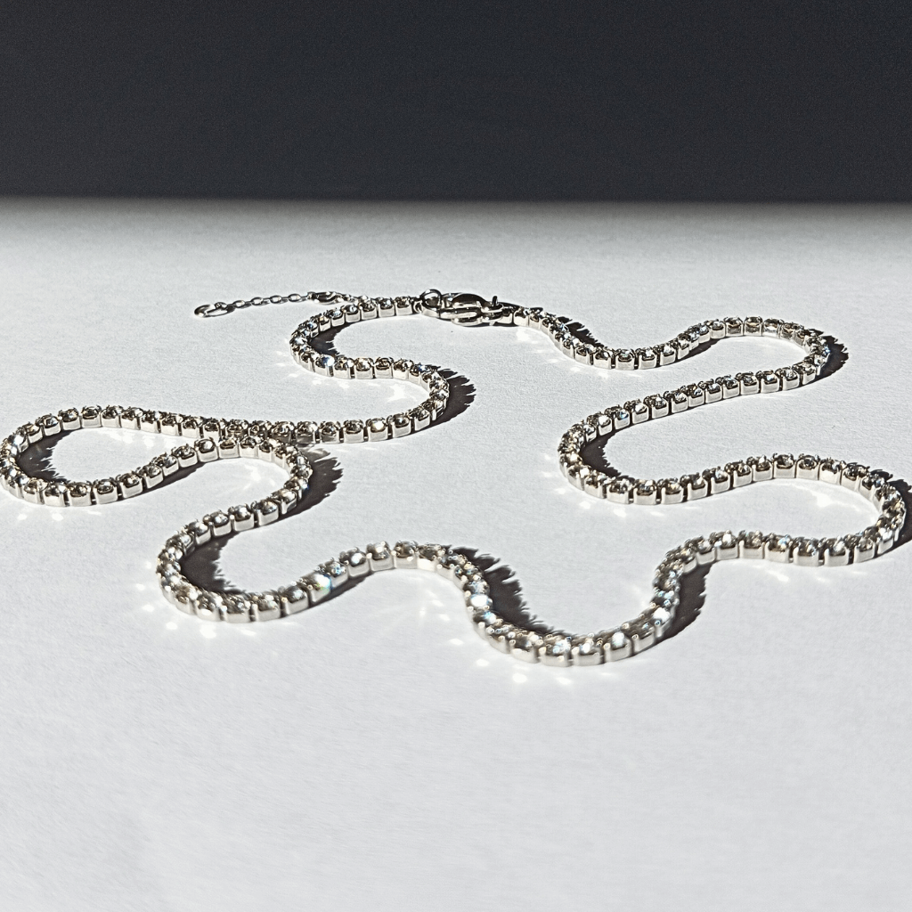 Collar Tipo Tenis con Mini Cristales y Acero Inoxidable Plateado de estilo simple Bello color gris acero y cristales de circones blancos de la joyeria de Acero hhedderich en España-8