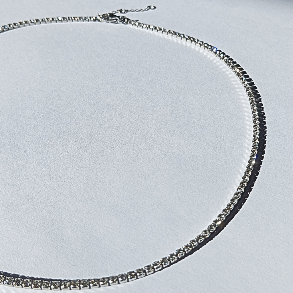 Collar Tipo Tenis con Mini Cristales y Acero Inoxidable Plateado de estilo simple Bello color gris acero y cristales de circones blancos de la joyeria de Acero hhedderich en España-6