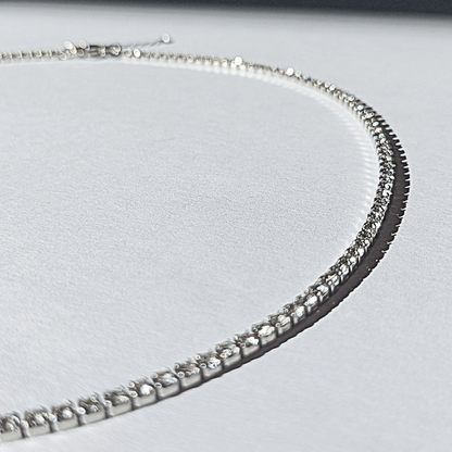 Collar Tipo Tenis con Mini Cristales y Acero Inoxidable Plateado de estilo simple Bello color gris acero y cristales de circones blancos de la joyeria de Acero hhedderich en España-7