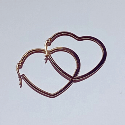 Imagen de Aros Pendientes Corazón Love Oro de hhedderich.com en fondo blanco