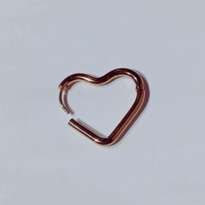 Imagen de Pendiente Suelto Corazón Oro Clip de hhedderich.com en fondo blanco