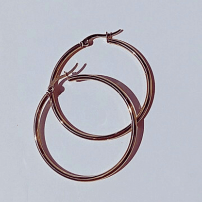 Pendientes De Aro Hilo Fino Oro Acero 4cm Fondo blanco